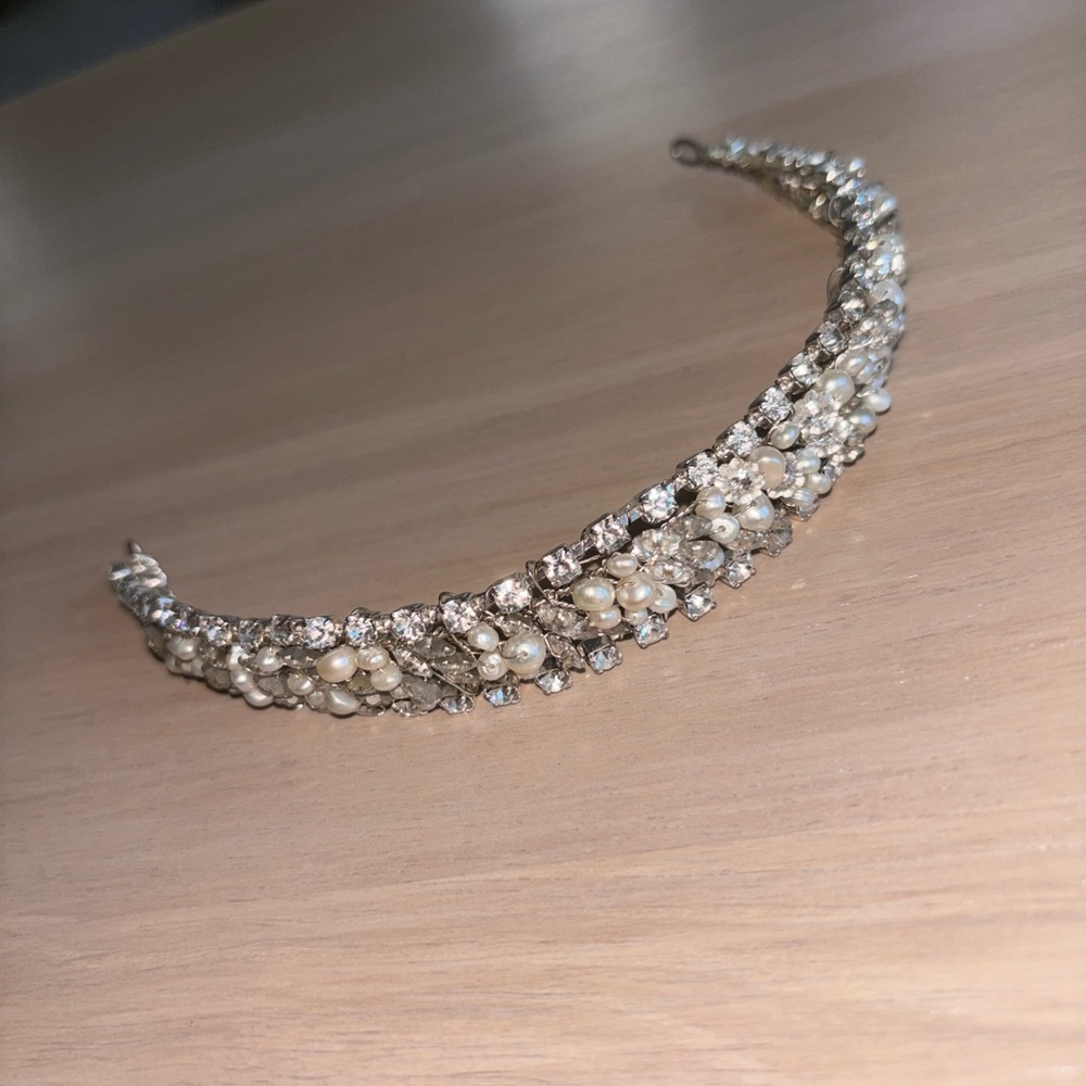 Elegant Bridal Glam Pearl and Rhinestone Hairpiece